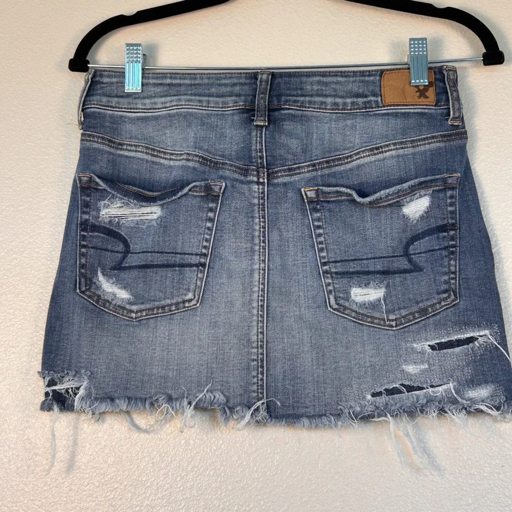 American Eagle Super Stretch Distressed Denim Mini Skirt Blue‎ Size 2